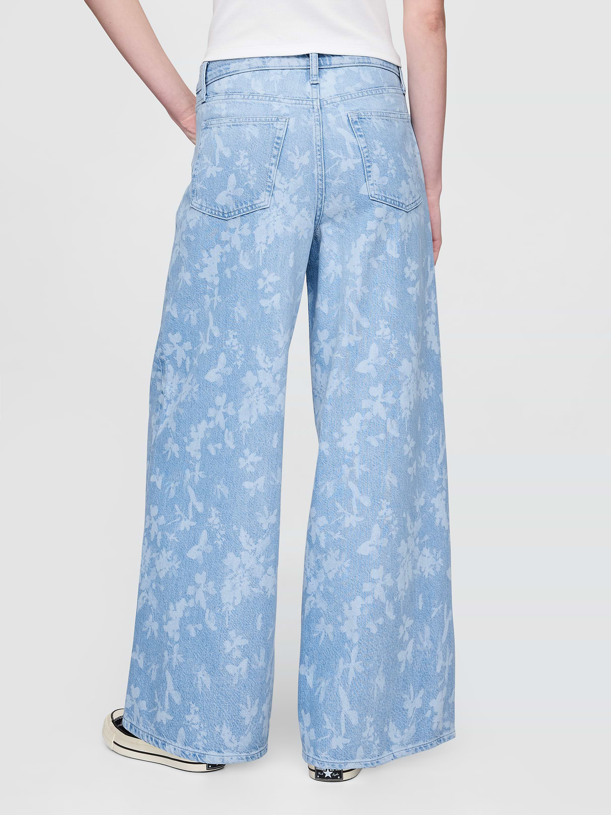 Mid Rise UltraSoft Baggy Jeans - Light indigo floral