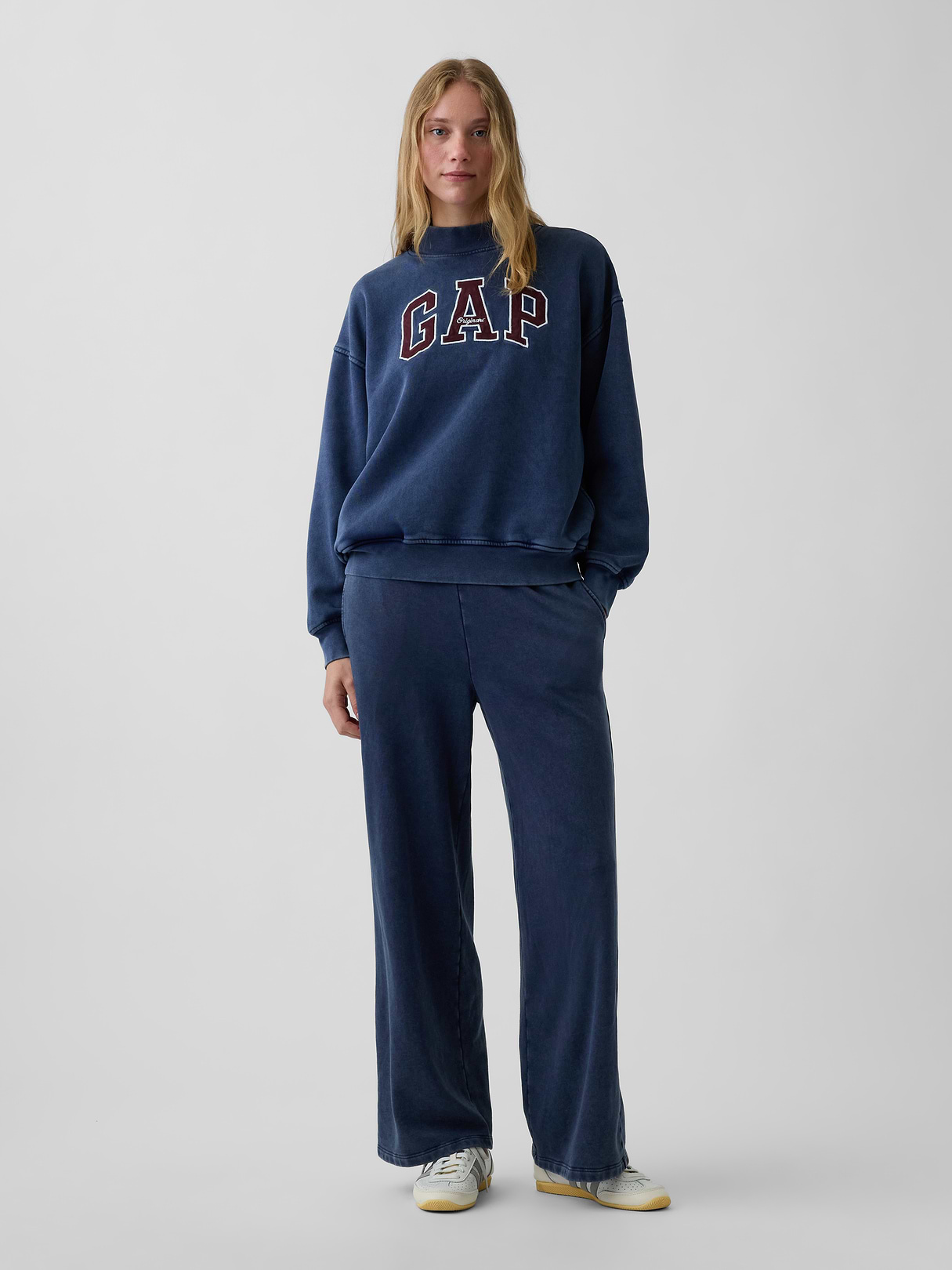 VintageSoft Oversized Mockneck Logo Sweatshirt - Navy blue