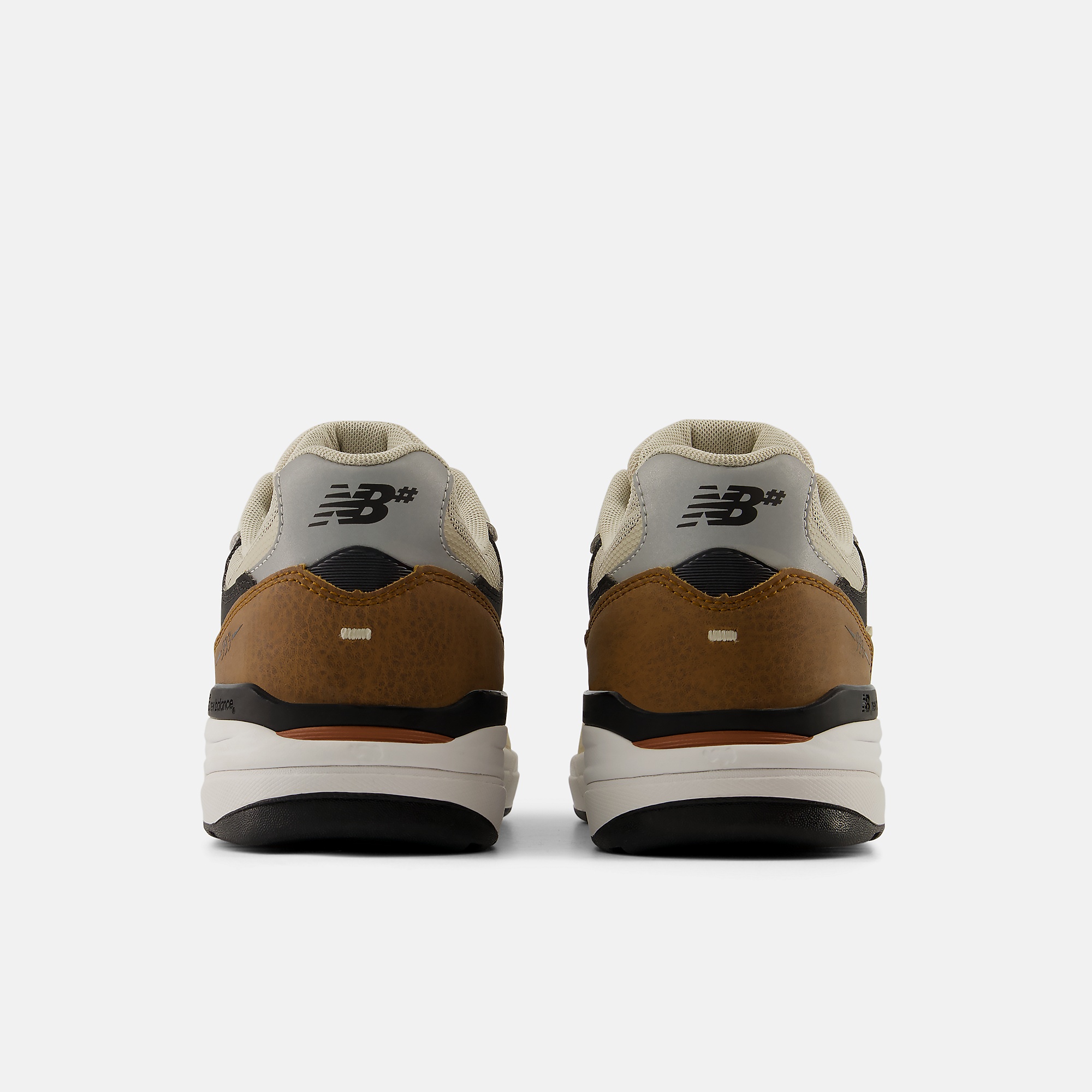 New Balance NB NUMERIC ANDREW REYNOLDS 933, UN933ONE