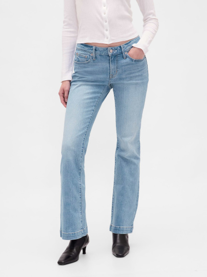 Low Rise Long & Lean Split-Hem Jeans - Light indigo