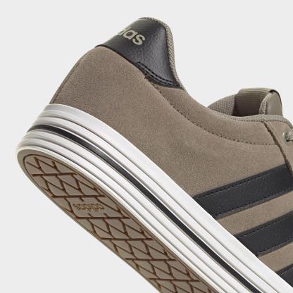 Men's adidas Daily 4.0 Casual Shoes (Big Kids' Sizes Available) - Part 1 - Clay/Core Black/Cloud White - Detail shot