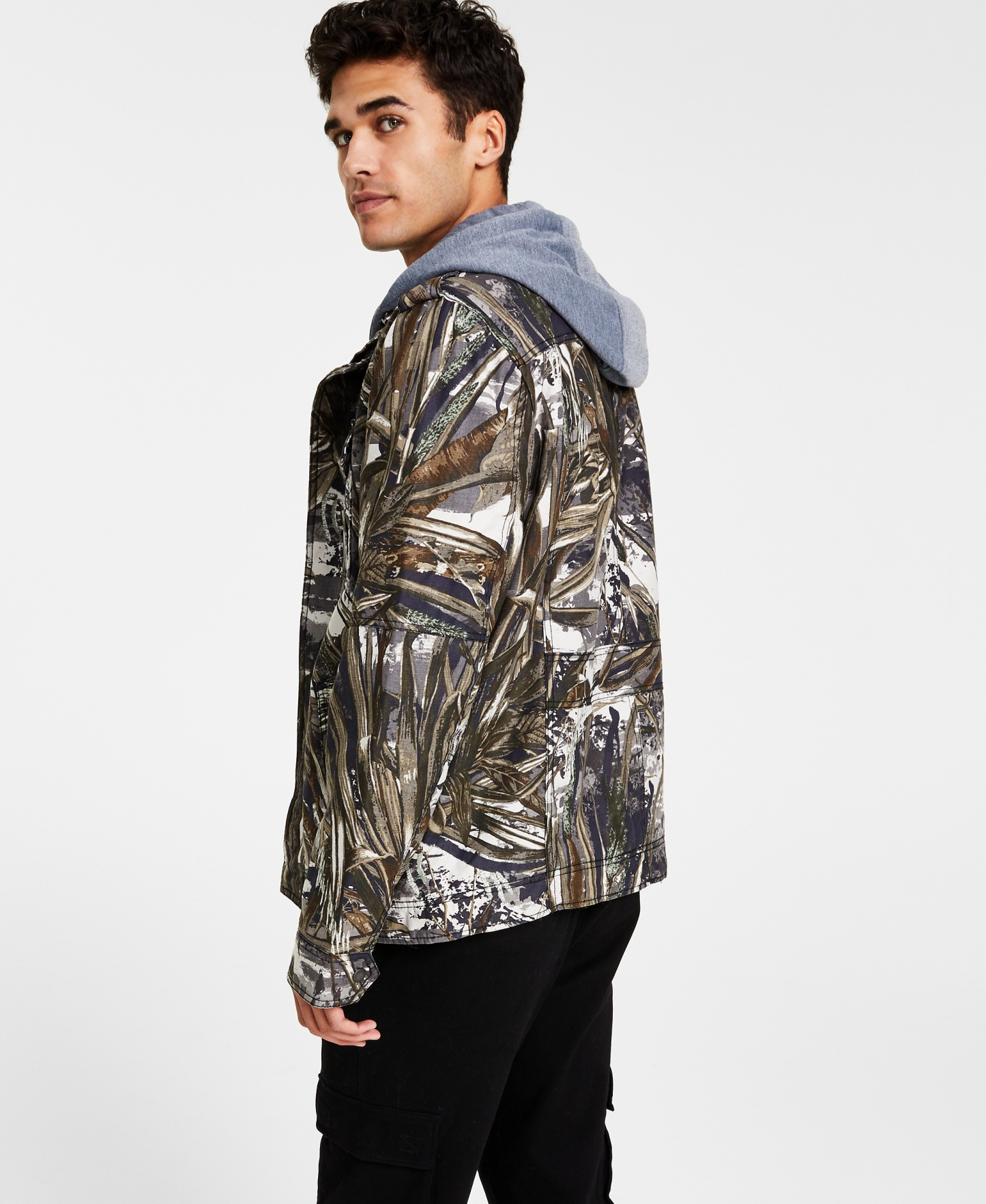 Levi's Men's Two Pocket Hooded Trucker Jacket - Real Tree Print