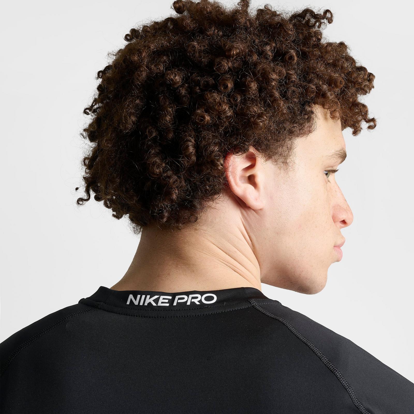 Men's Nike Pro Dri-FIT Tight Short-Sleeve Fitness Top - Black/White