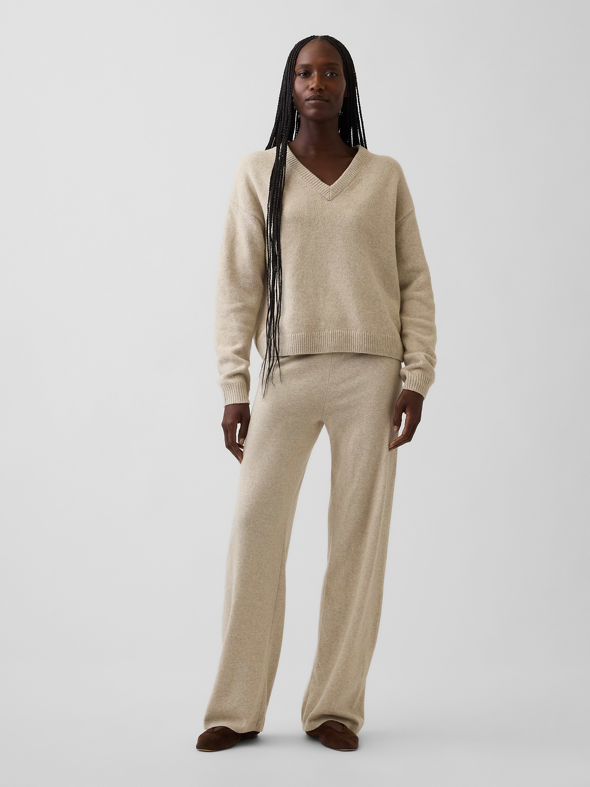 CashSoft Oversized V-Neck Sweater - Cobblestone beige