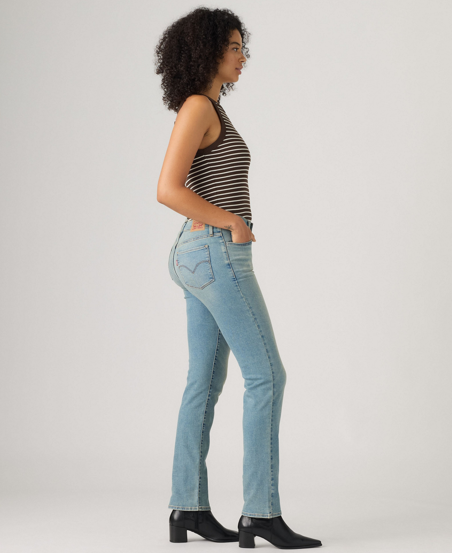 Levi's 314 Shaping Straight Leg Jeans 30" - Good Find
