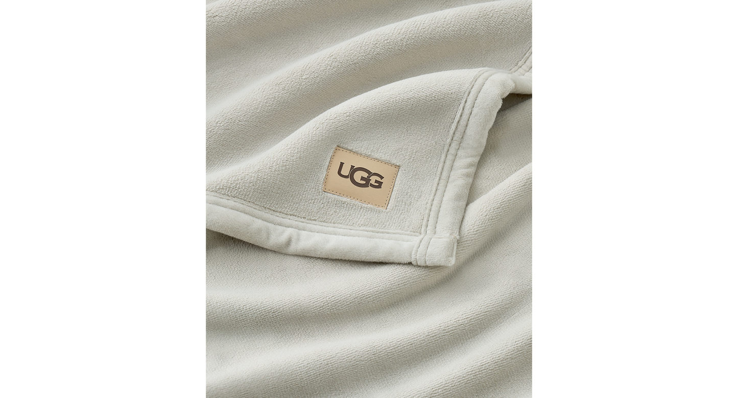 UGG® Coco Blanket - Shoreline