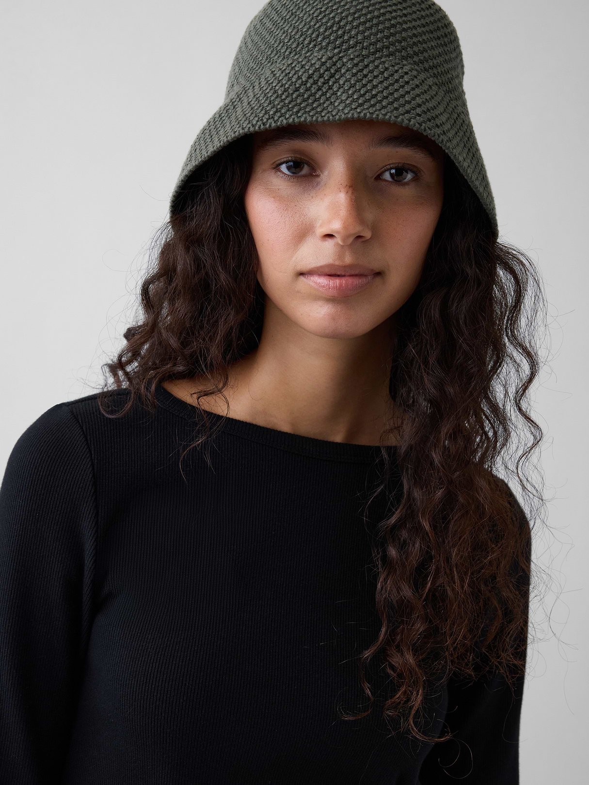 Knit Bucket Hat - Olive green