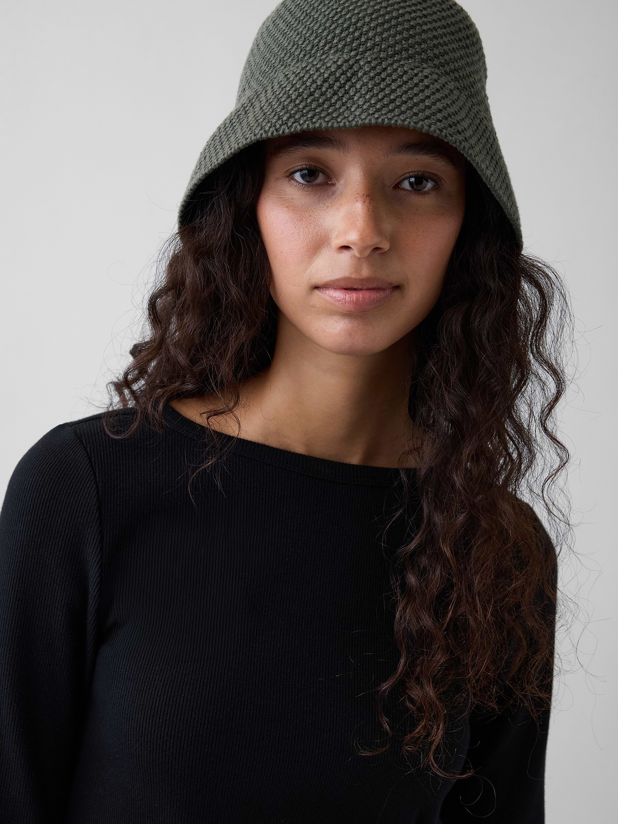 Knit Bucket Hat - Olive green