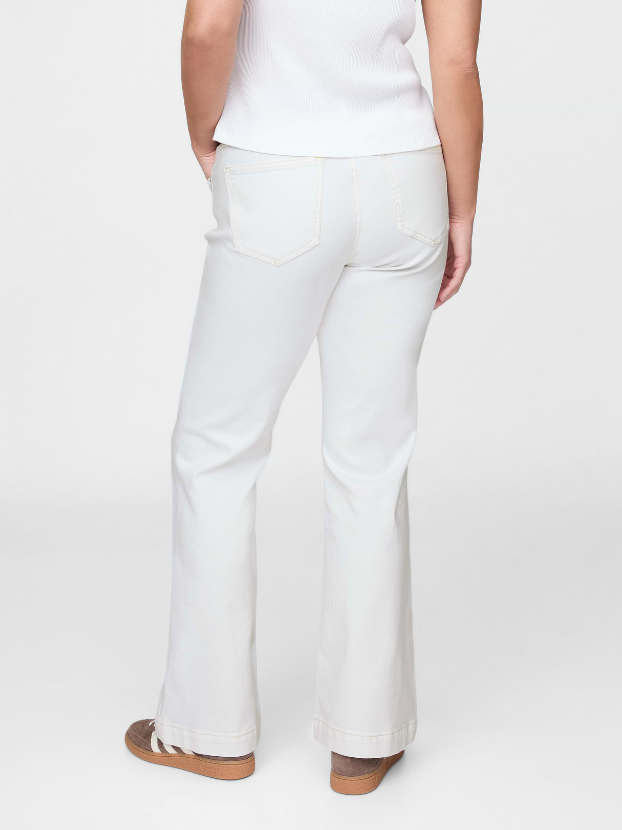 Low Rise Long & Lean Split-Hem Jeans - Optic white