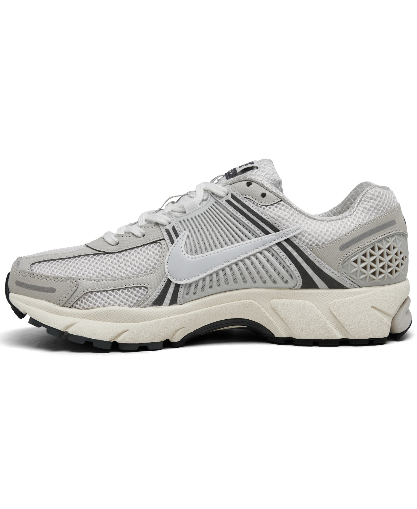 Nike Men's Zoom Vomero 5 Casual Sneakers from Finish Line - Platinum