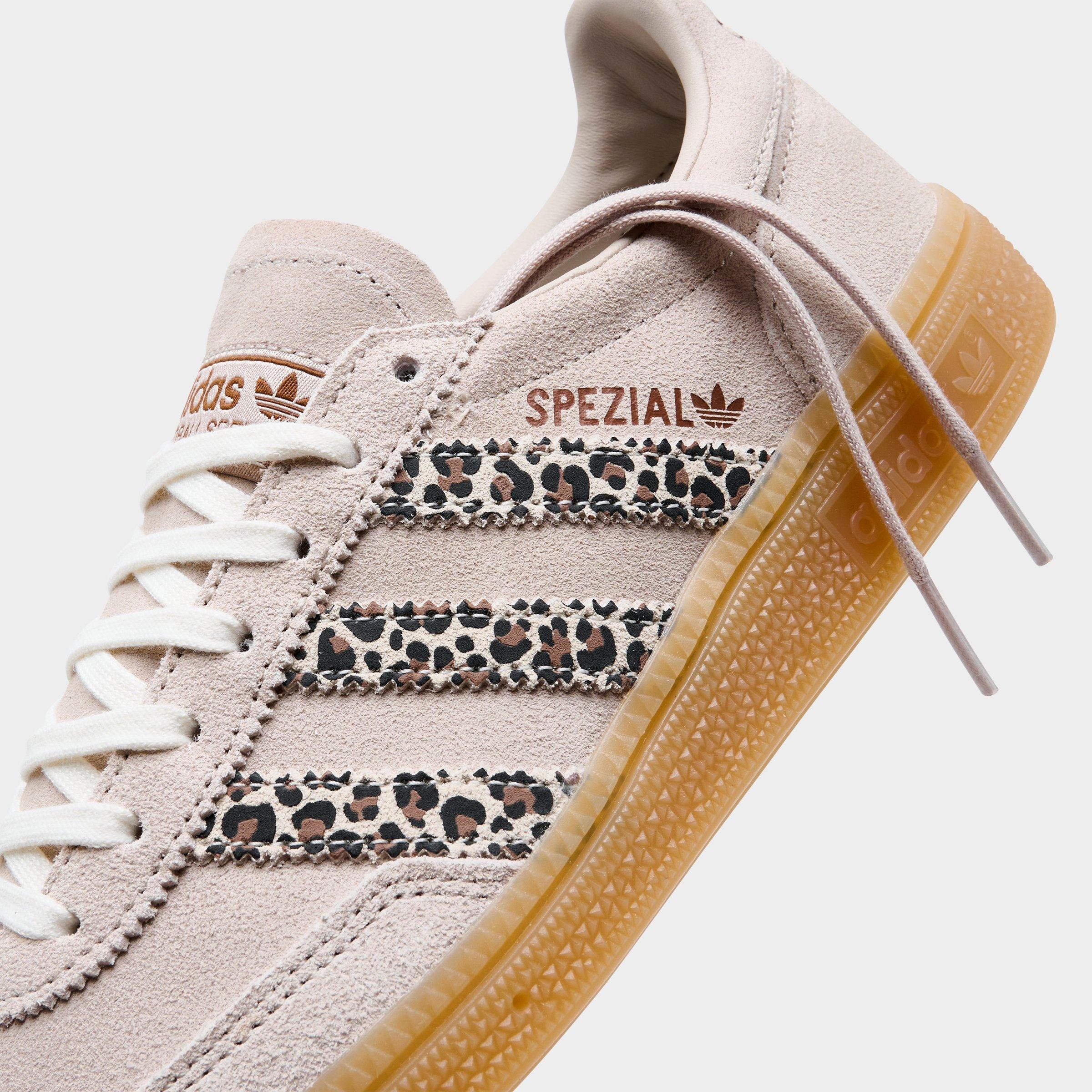 Big Kids' adidas Originals Handball Spezial Casual Shoes - Part 2 - Wonder Beige/Preloved Brown/Gum - Detail shot