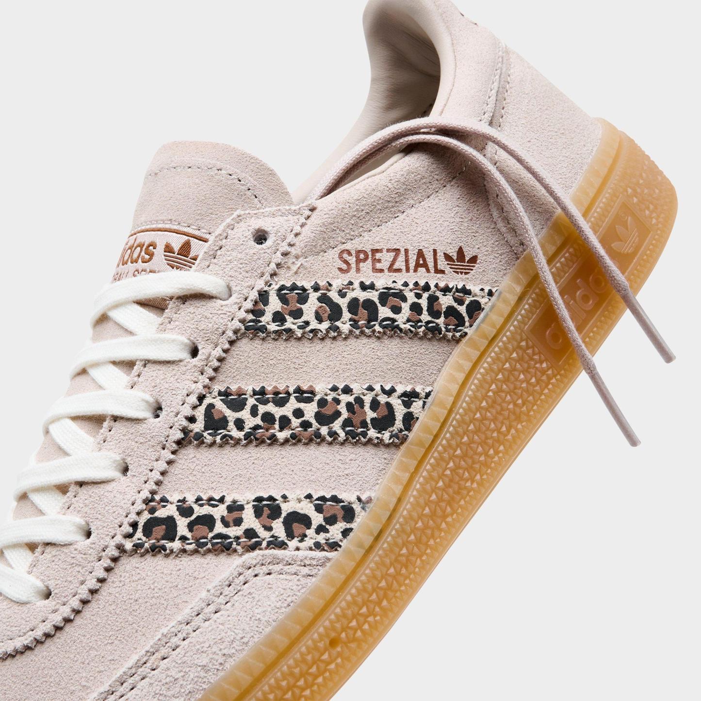 Big Kids' adidas Originals Handball Spezial Casual Shoes - Part 2 - Wonder Beige/Preloved Brown/Gum - Detail shot