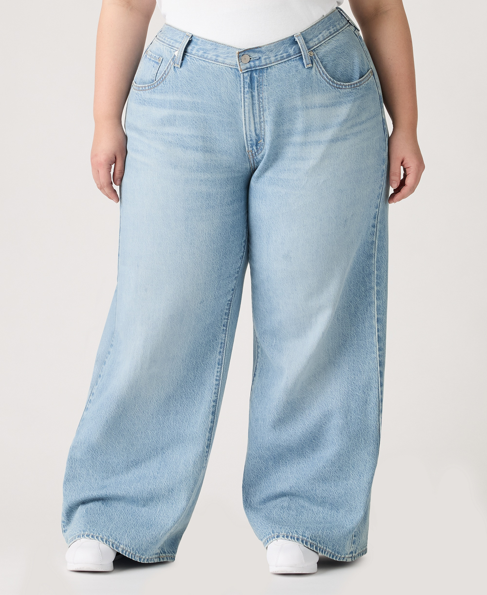 Levi's Women's Cinch-Waist Lightweight Baggy Jeans - Invested Indigo