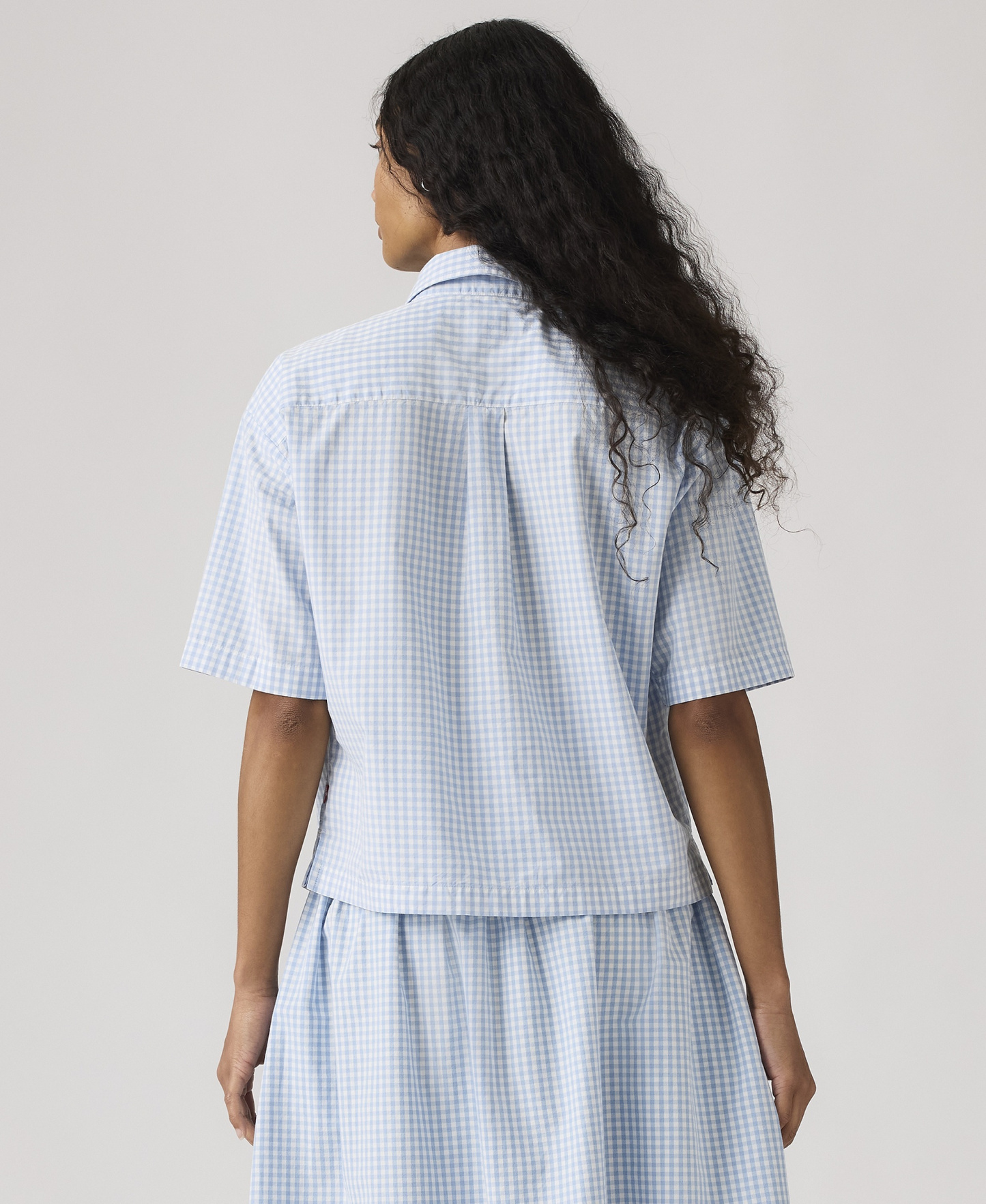 Levi's Premium Women's Novelty Harlie Short-Sleeve Cotton Cropped Shirt - Shelly Check Glacier Lake Cloud Dancer