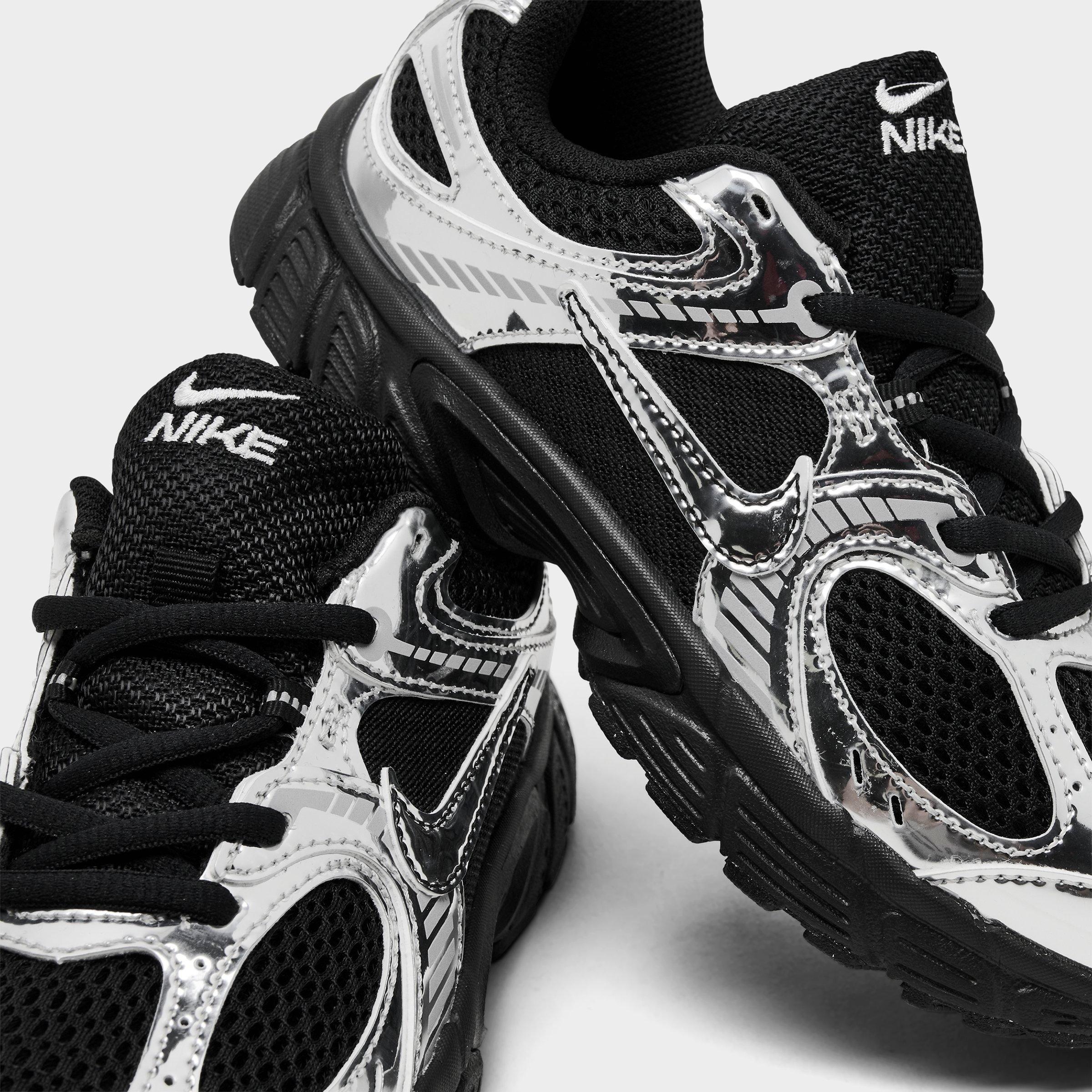 Little Kids' Nithtke V5 RNR Casual Shoes - Black/Metallic Silver - Detail shot