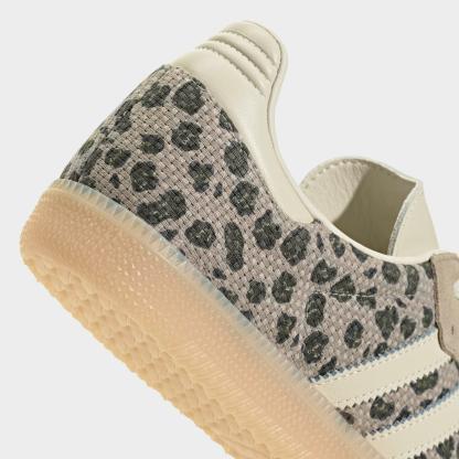 Men's adidas Originals Samba OG Casual Shoes - Part 2 - Khaki/Cream White/Sand Strata - Detail shot