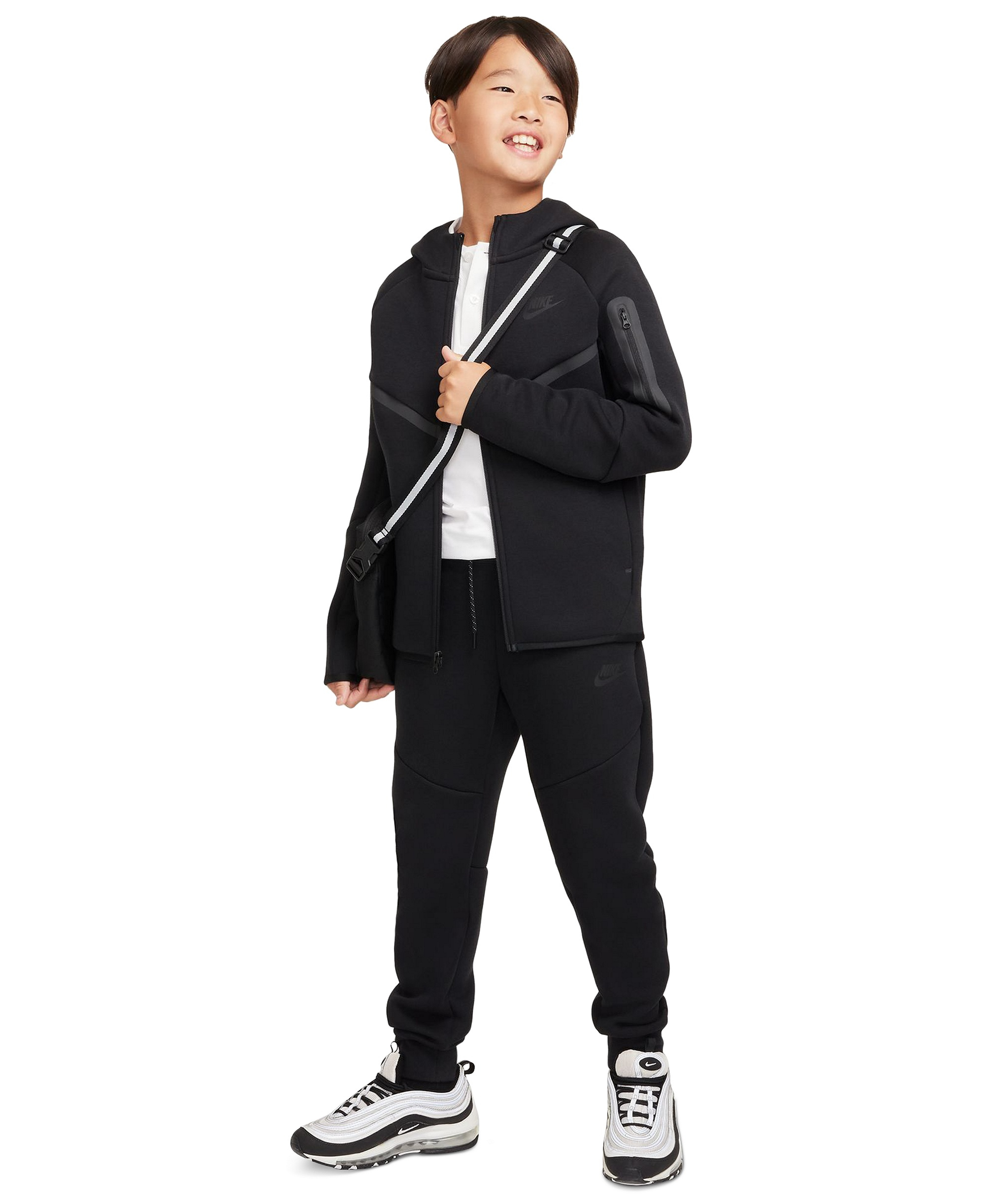 Nike Boys' and Girls' 7-20 Sportswear Tech Fleece Jogger Pants - Black