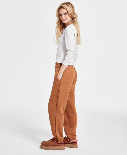 UGG® Women's Classic Fleece Sweatpants - Chestnut