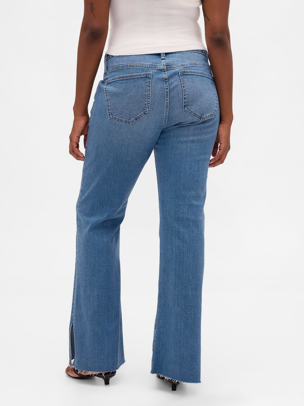 Low Rise Long & Lean Jeans - Medium wash blue