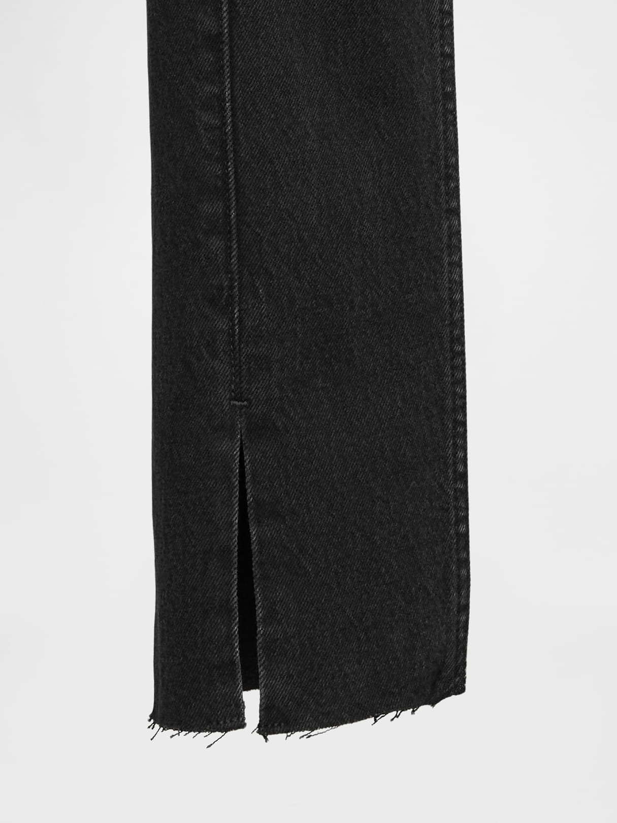 High Rise '90s Slim Straight Jeans - Black