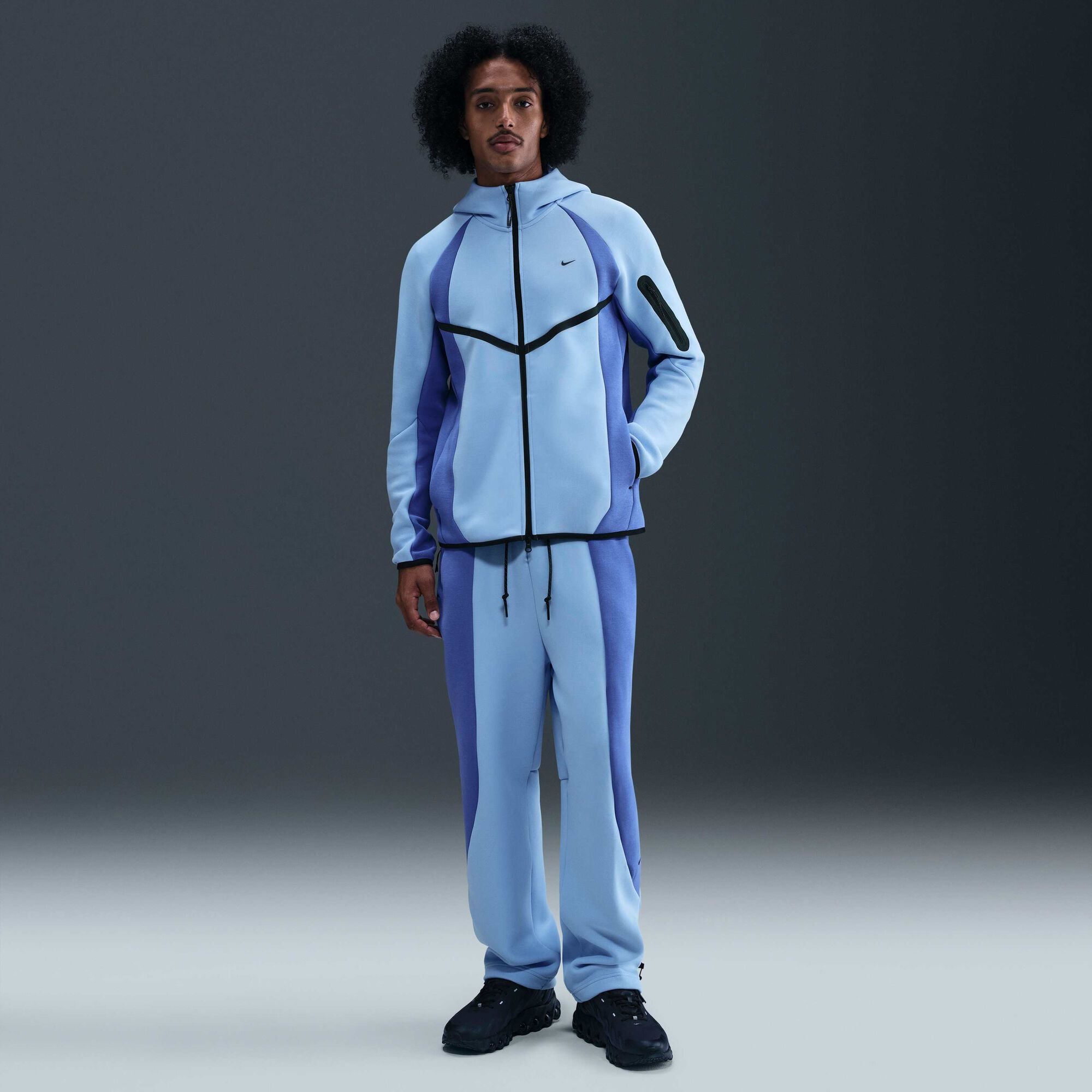 Nike Tech Men's Colour-Block Full-Zip Fleece Windrunner Jacket - Aluminium/Comet Blue/Black