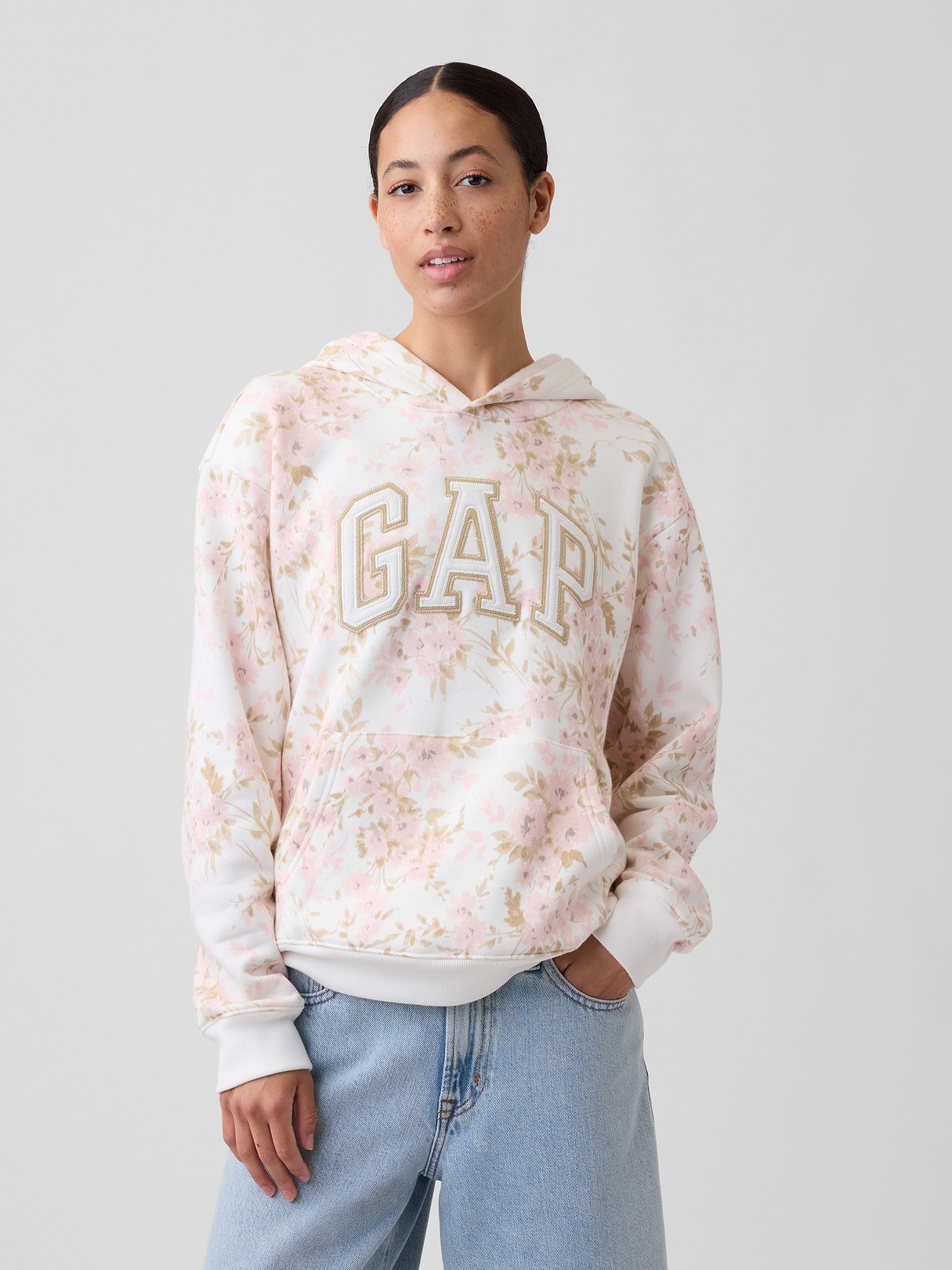 Relaxed Gap Logo Hoodie - New off white floral