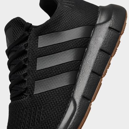 Men's adidas Originals Swift Run 1.0 Casual Shoes - Core Black/Core Black/Gum - view 3