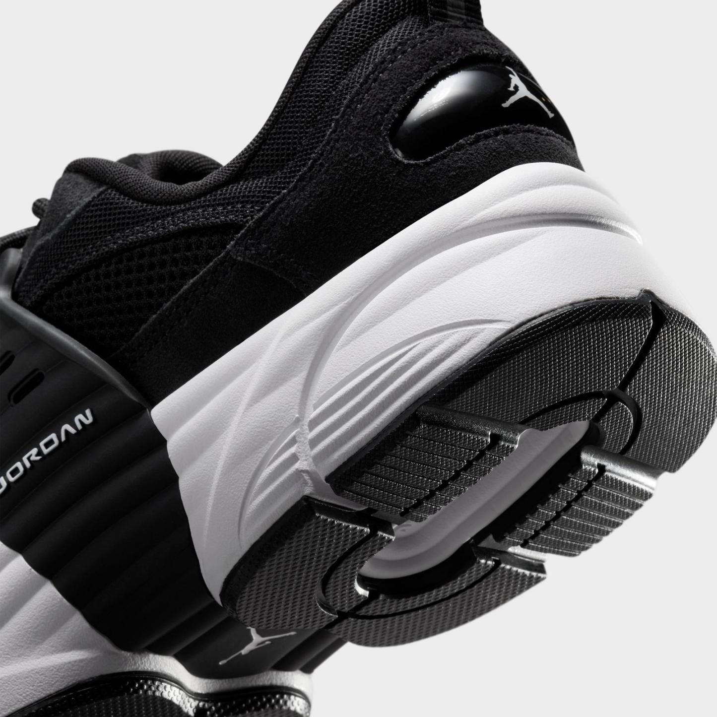 Men's Jordan Trunner O/S Casual Shoes - Black/White - view 3