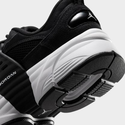 Men's Jordan Trunner O/S Casual Shoes - Black/White - view 3