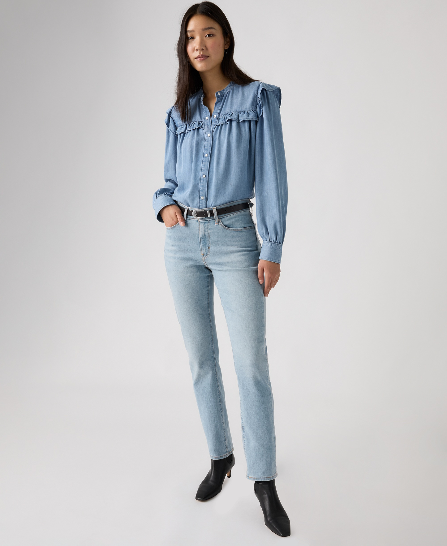 Levi's Women's Classic Mid-Rise Straight-Leg Jeans - Up And Away