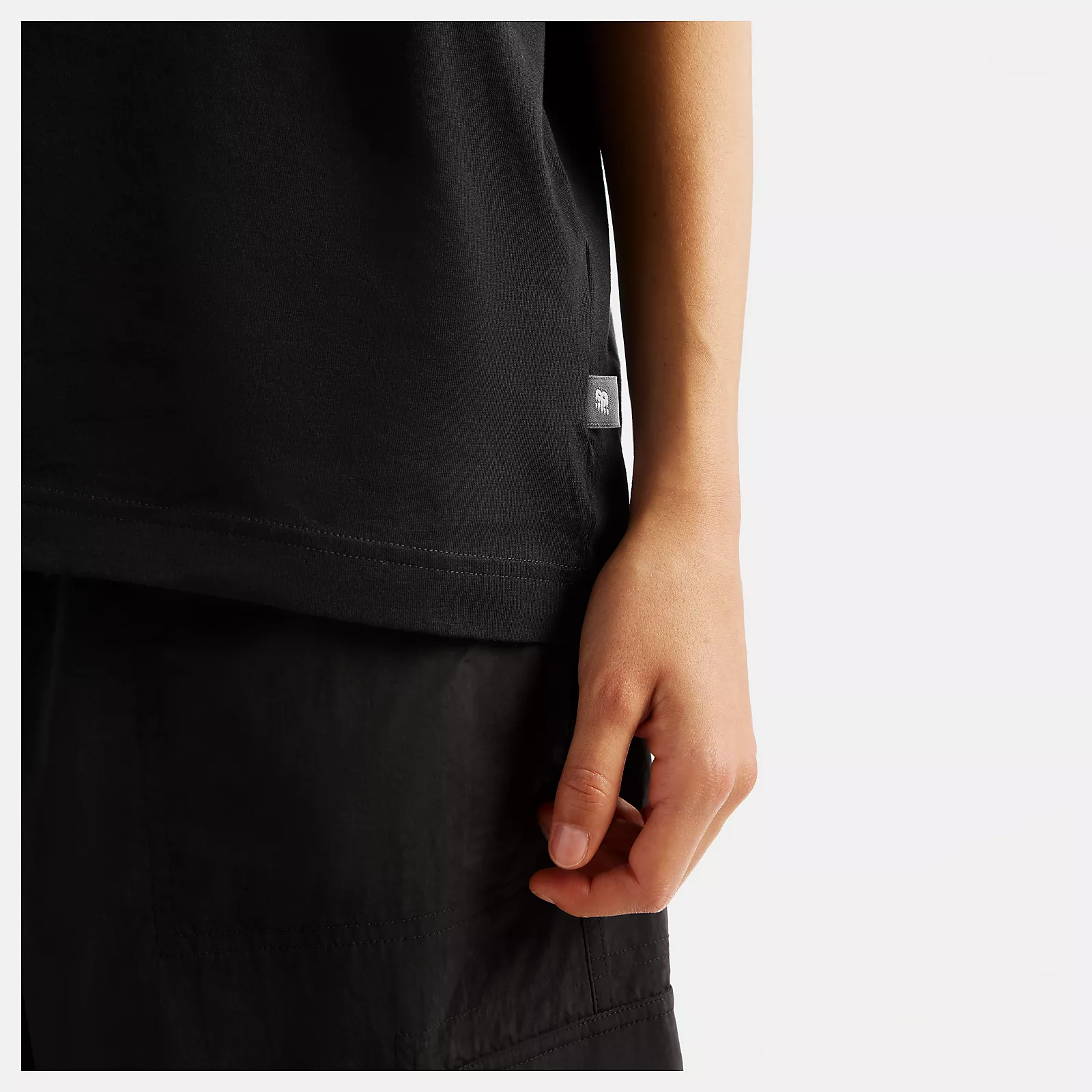 New Balance Intelligent Relaxed T-Shirt, WT62N59VBK