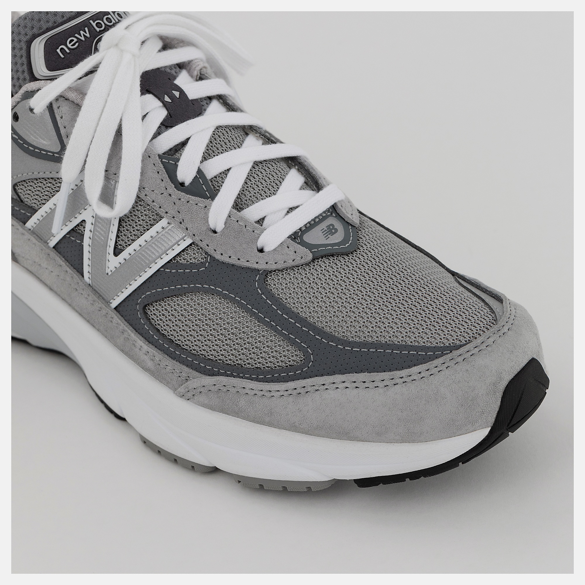 New Balance Made in USA 990v6, W990GL6
