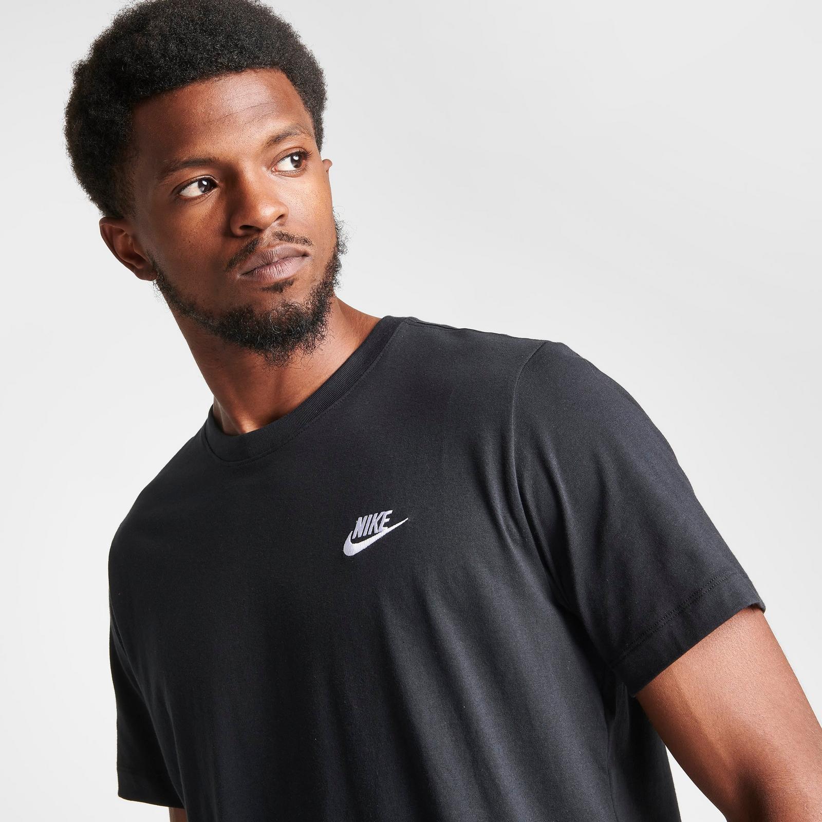 Nike Sportswear Club T-Shirt - Black/White