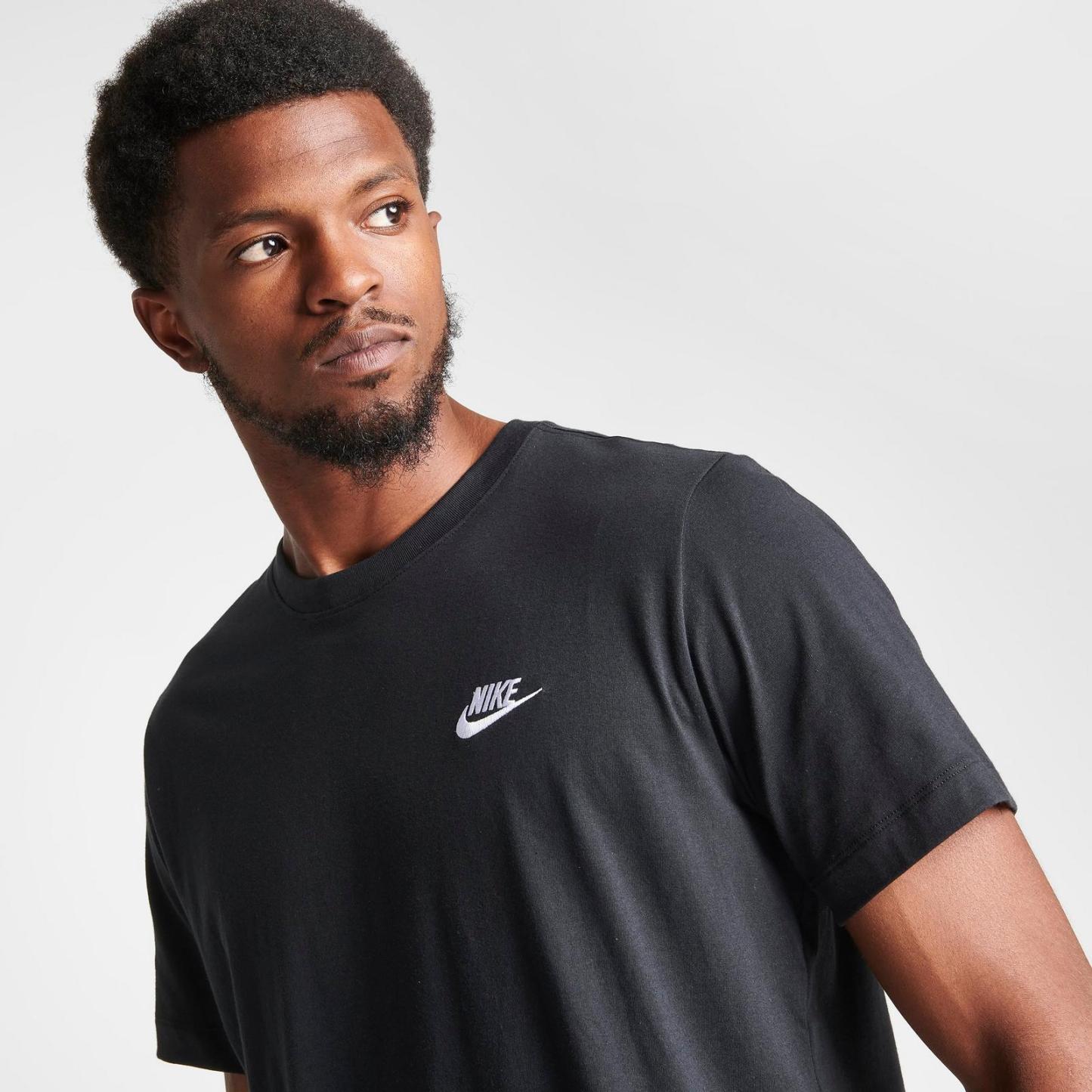 Nike Sportswear Club T-Shirt - Black/White