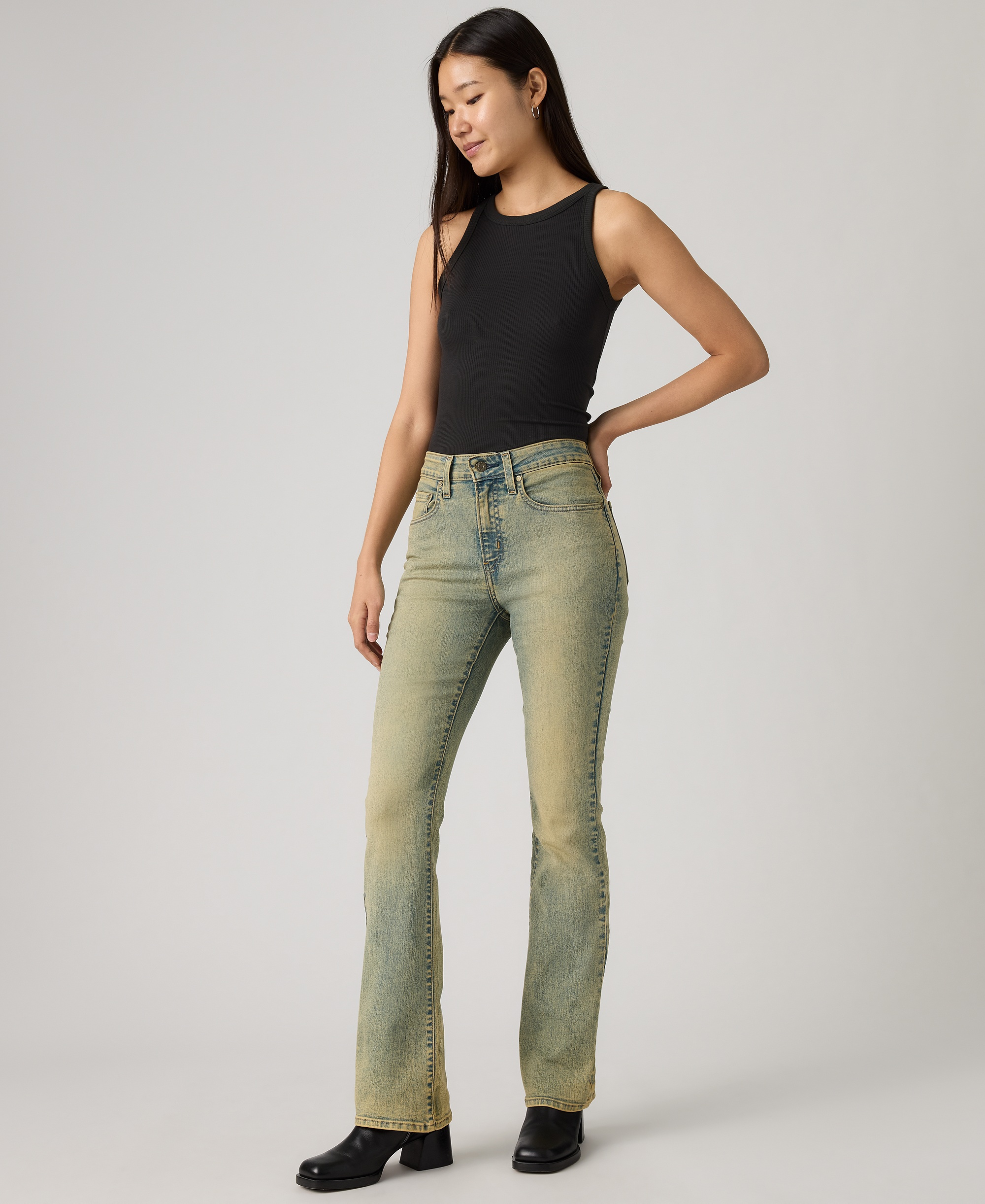 Levi's 725 High-Waist Classic Stretch Bootcut Jeans - Miners Business