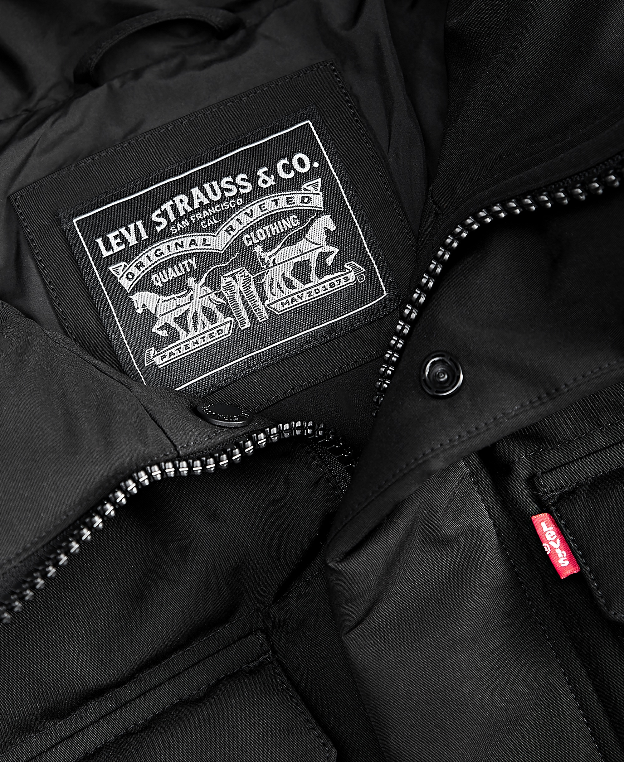 Levi's Men's Quilted Hooded Puffer Jacket - Black