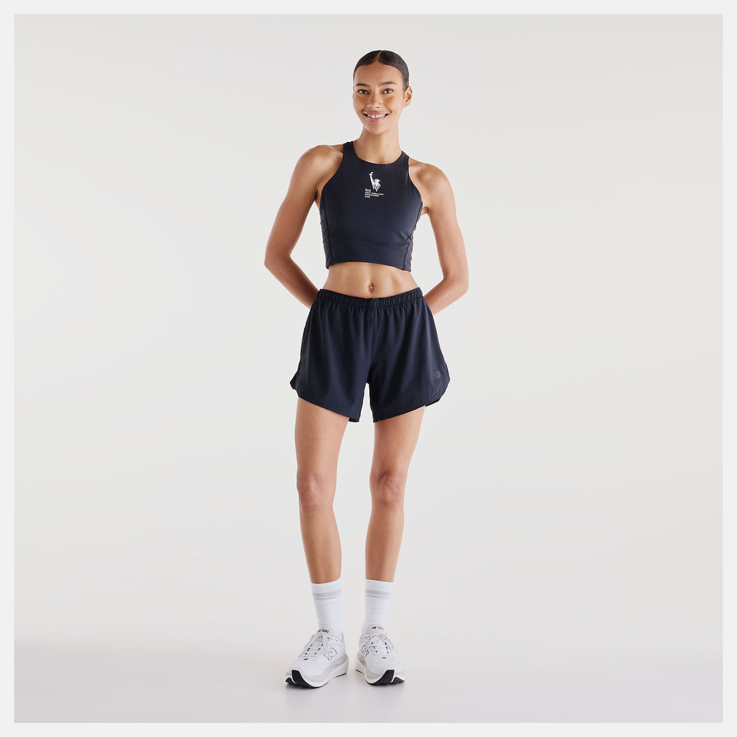 Lola is wearing size S and is 5'8"/172.72cm. Chest: 31.5"/80.01cm, Waist: 25.5"/64.77cm, Hips: 36"/91.44cm