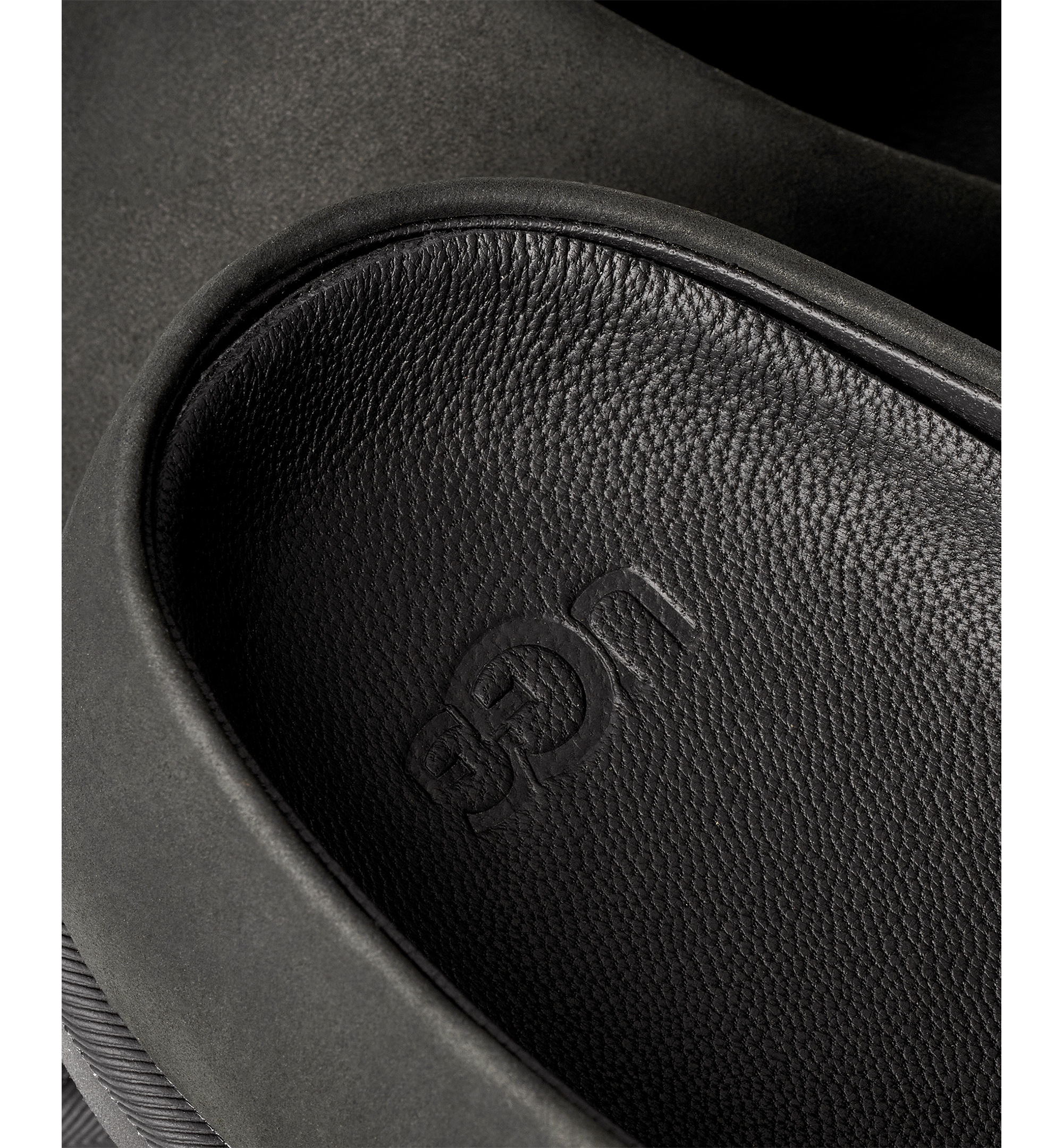 UGG® Women's Otzo Round Toe Clogs - Black