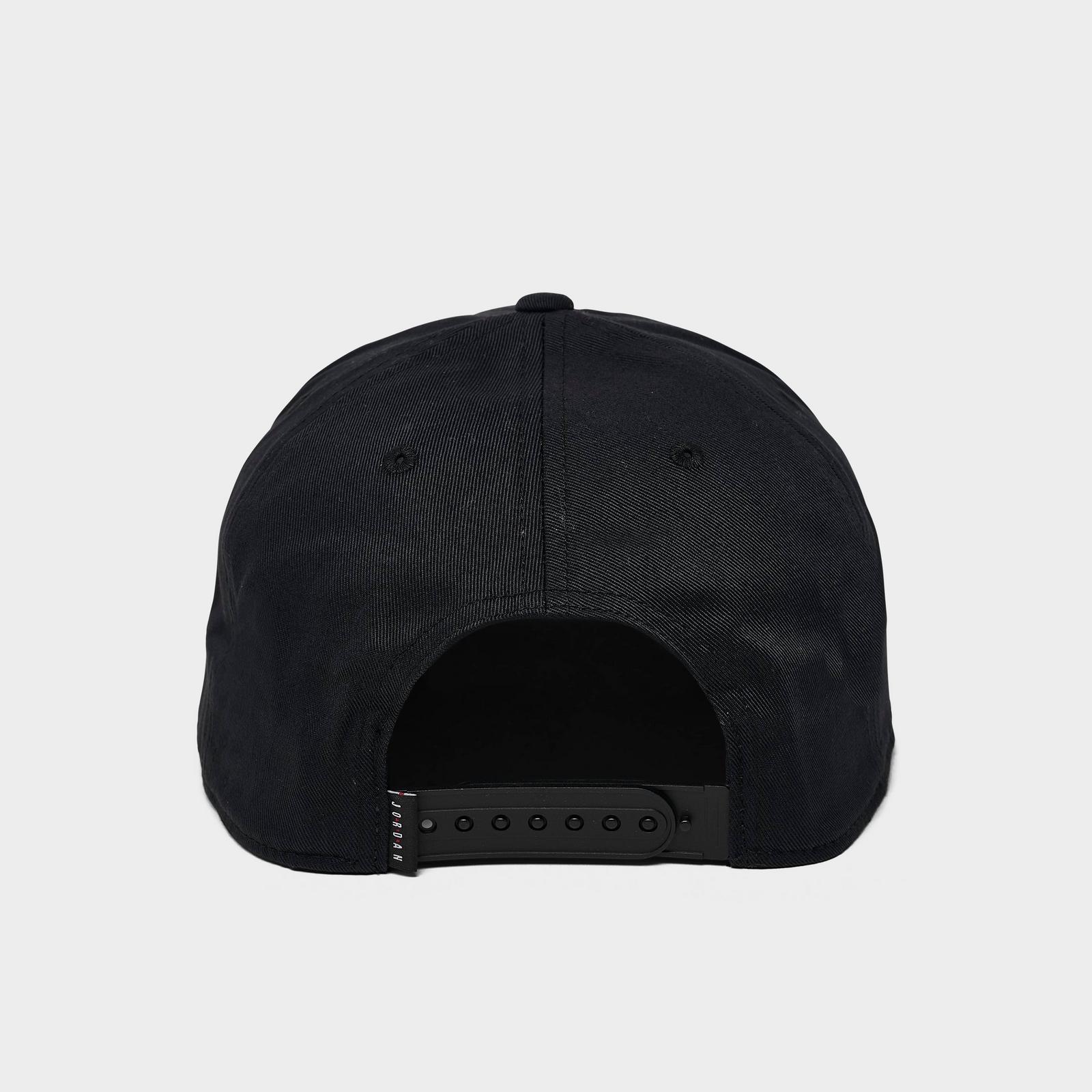 Jordan Chicago Bulls NBA Pro Snapback Hat - Black/Red - view 4