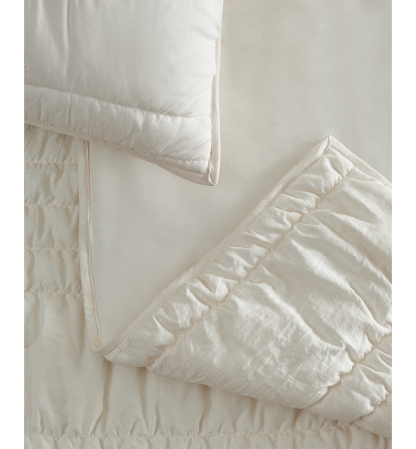UGG® Devon Tide Ruched  Quilt Set - Ivory