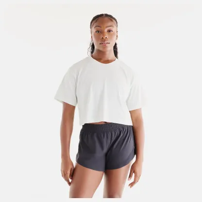 Isio-Maya is wearing size S and is 5'8"/172.72cm. Chest: 34"/86.36cm, Waist: 27.5"/69.85cm, Hips: 39"/99.06cm