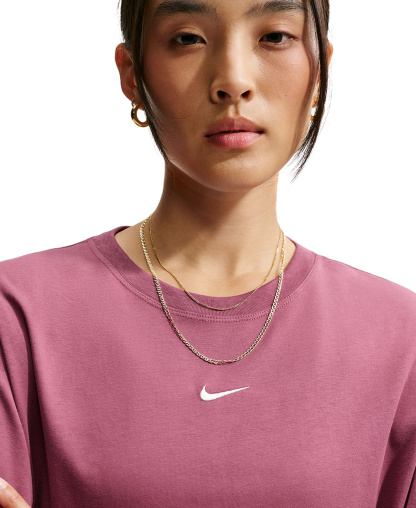 Nike Women's Sportswear Crewneck T-Shirt - Pink Smoke/sail