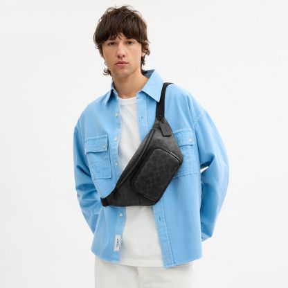 Travis Belt Bag 35 In Signature Canvas - Matte Black/Black Signature - view 2