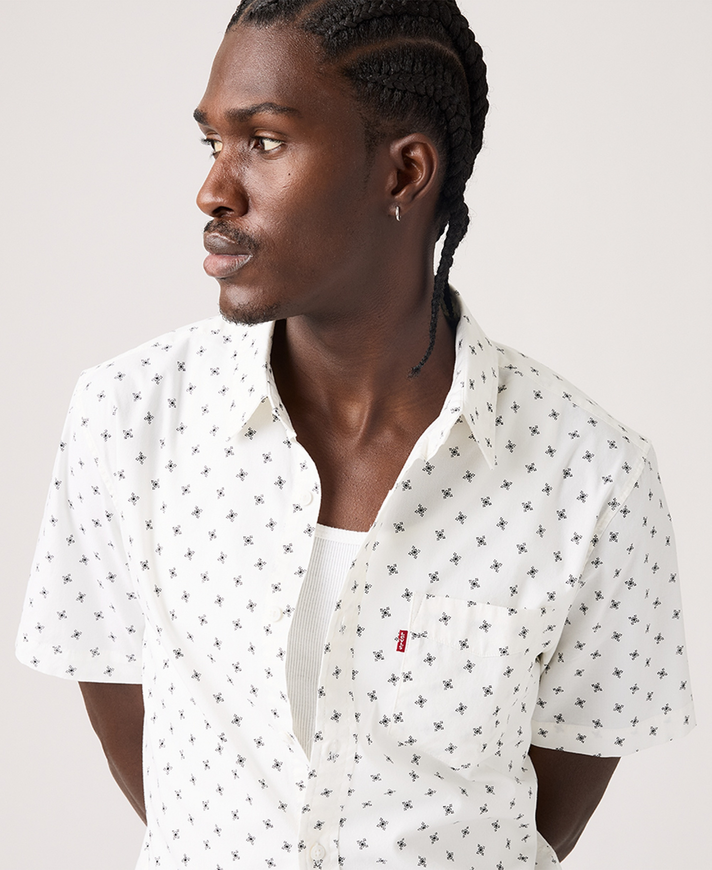 Levi's Men's Classic Pocket Short-Sleeve Shirt - White