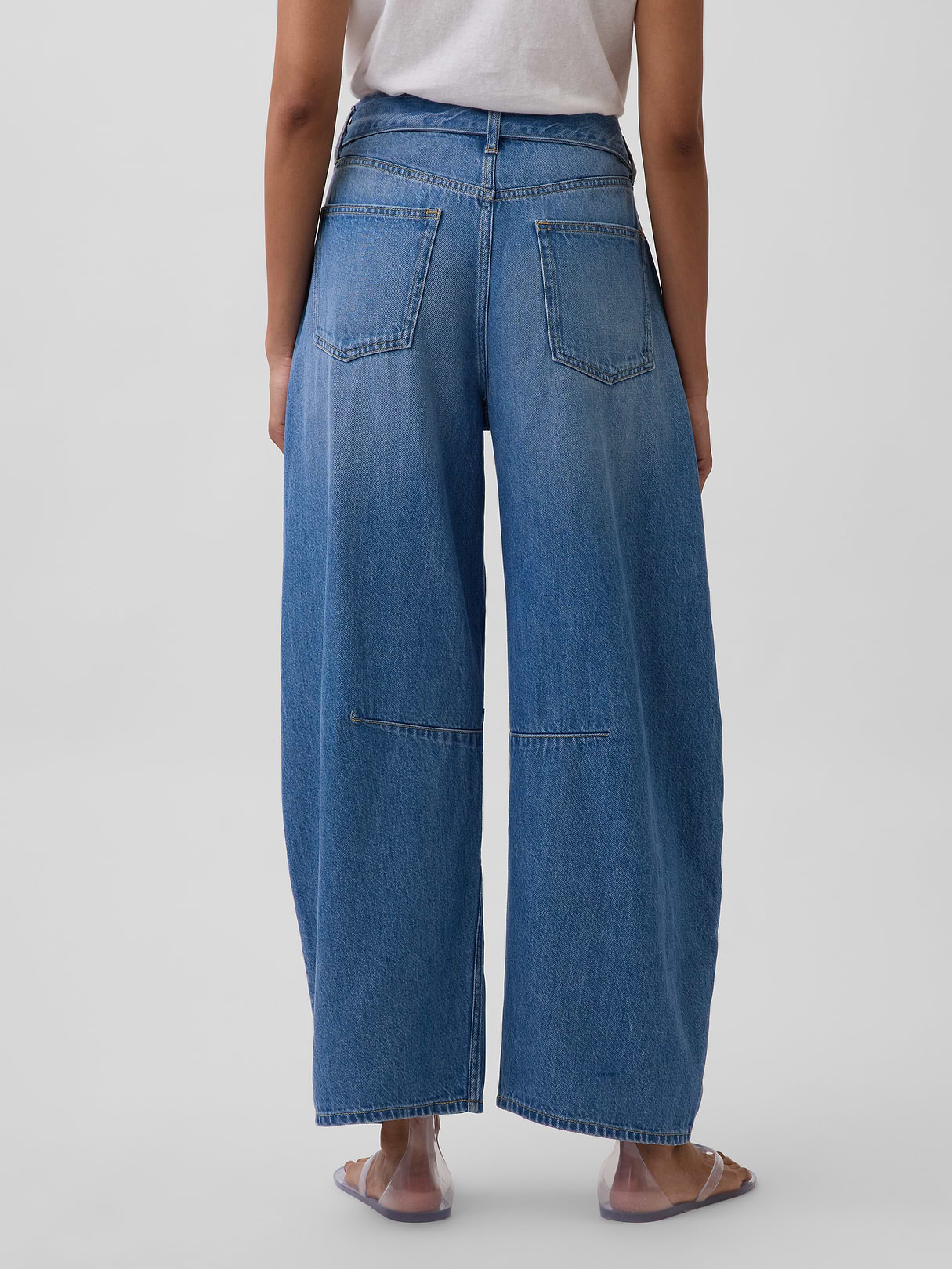 High Rise Horseshoe Jeans - Medium indigo