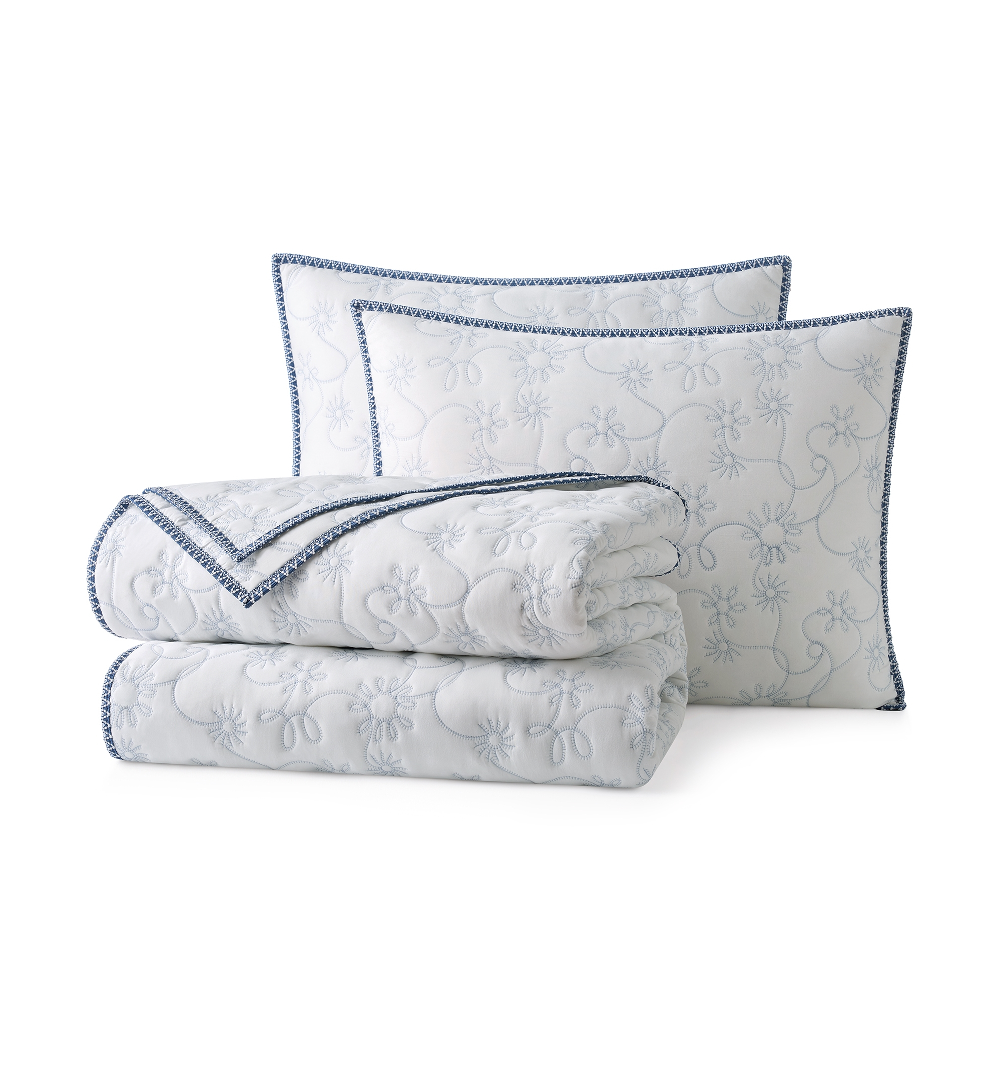 UGG® Botanic Lightweight 3-Piece Quilt Sets - Snow, Lilac
