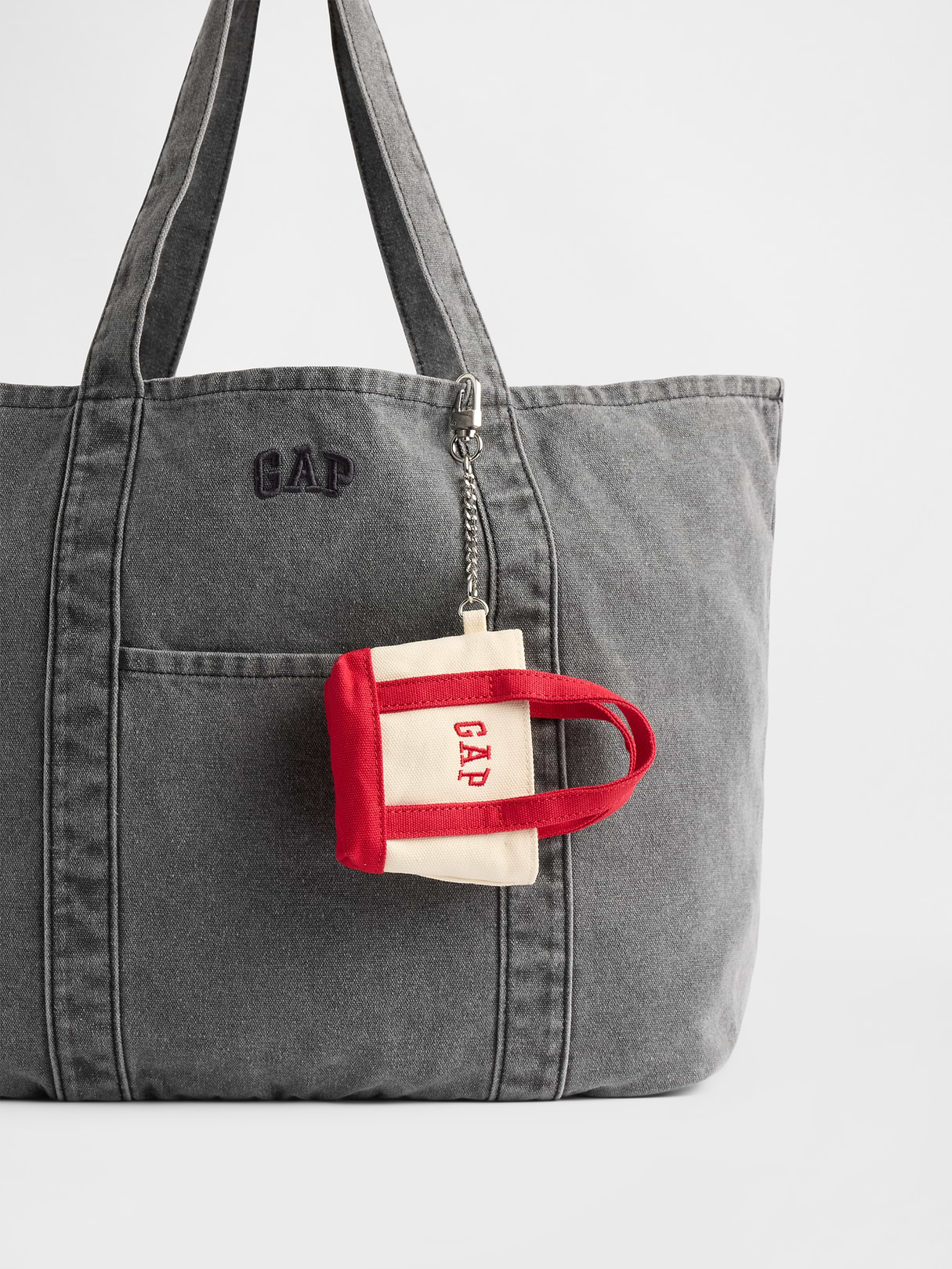 Logo Tote Bag Charm - Modern red