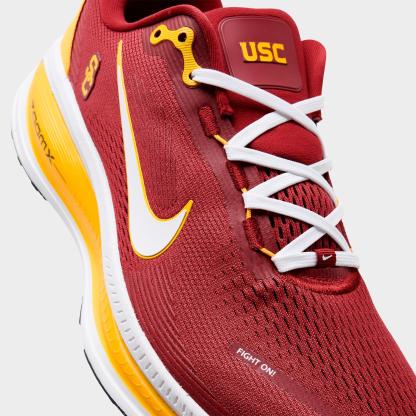 Men's Nithtke Vomero 18 Purdue Boilermakers Running Shoes - Part 1 - Team Crimson/University Gold/White - Detail shot