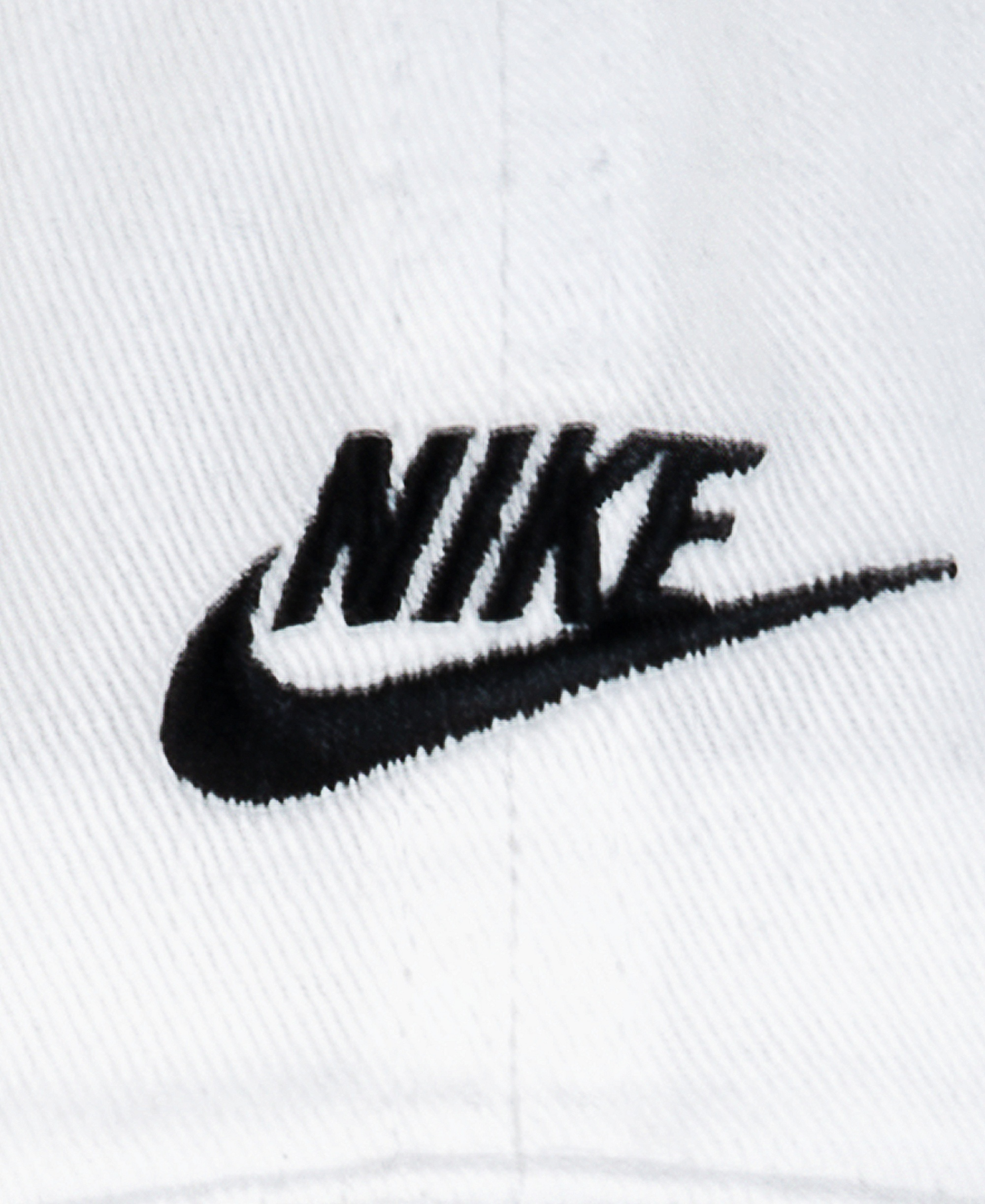 Nike Boys' and Girls' 4-7 Futura Classic Baseball Cap - White