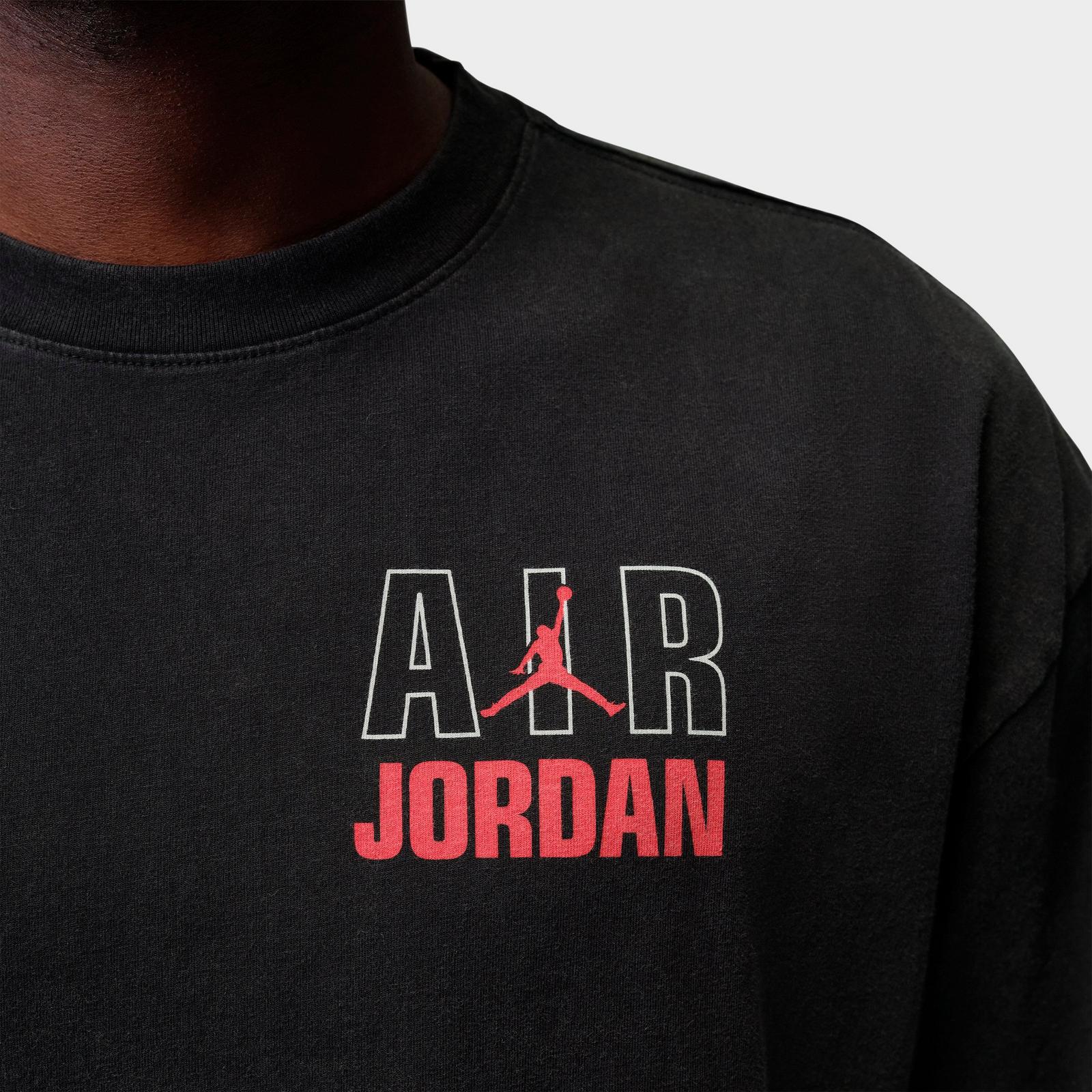 Men's Jordan Flight Reissued Legend T-Shirt - Black/University Red - view 3